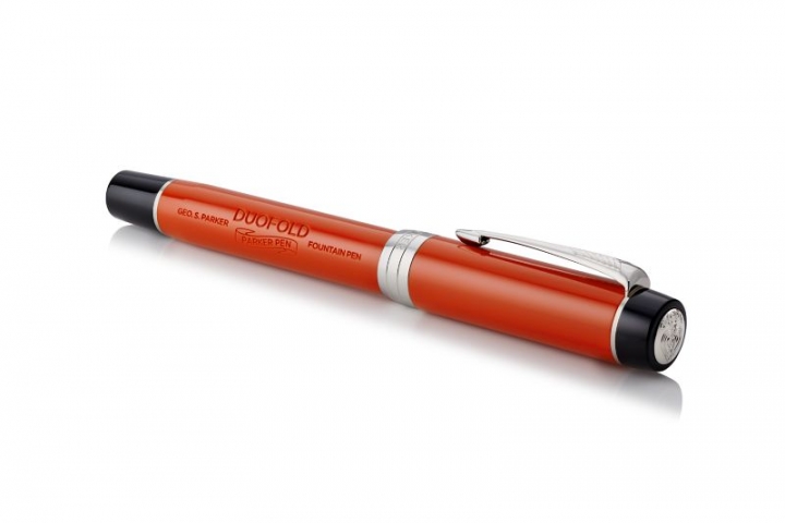 Big Red Vintage Fountain Pen - Medium nib